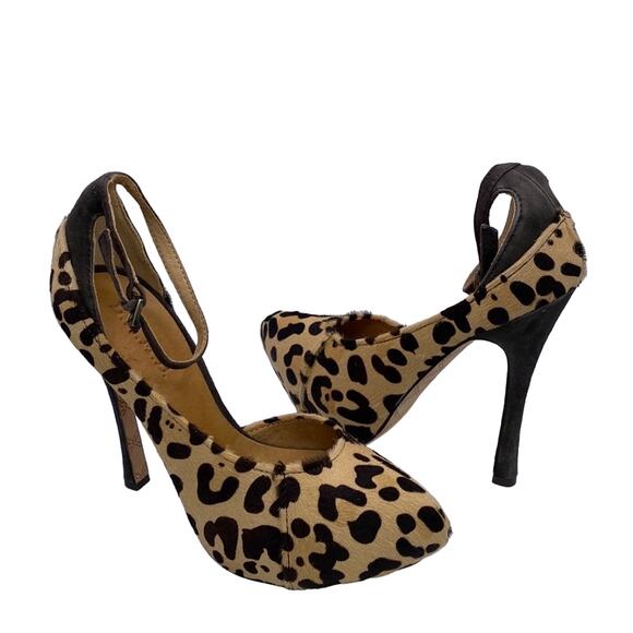 New L.A.M.B. Pounce Leopard Print Calf Hair Asymmetrical D'orsay Platform Pump 7 - Picture 1 of 14
